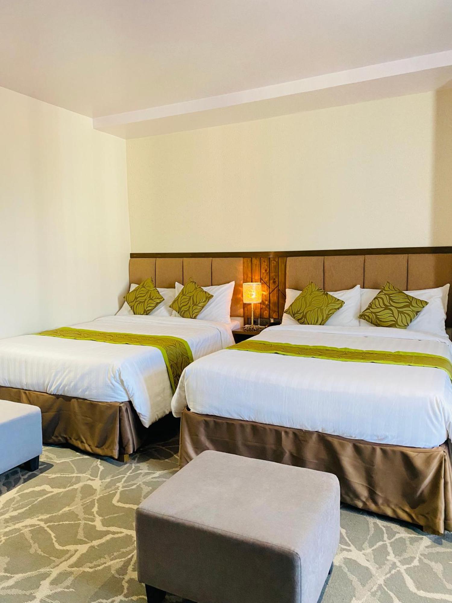Maxi Hotel And Event Center Tagbilaran Eksteriør bilde
