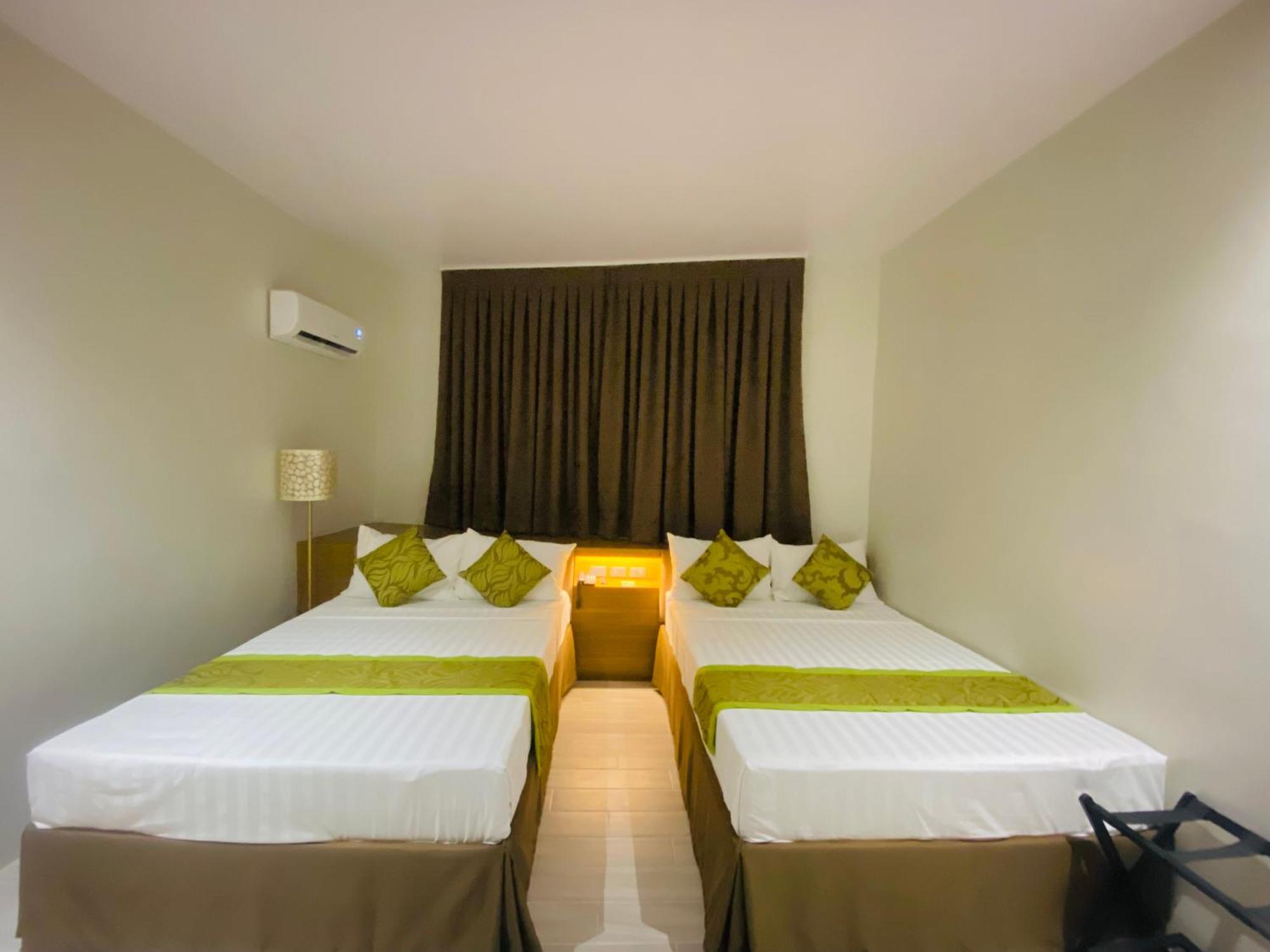 Maxi Hotel And Event Center Tagbilaran Eksteriør bilde